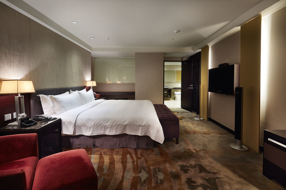 Hotel The Tango Taichung Extérieur photo